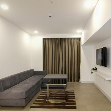 Lemon Tree Hotel, Banjara Hills, Hyderabad Ngoại thất bức ảnh