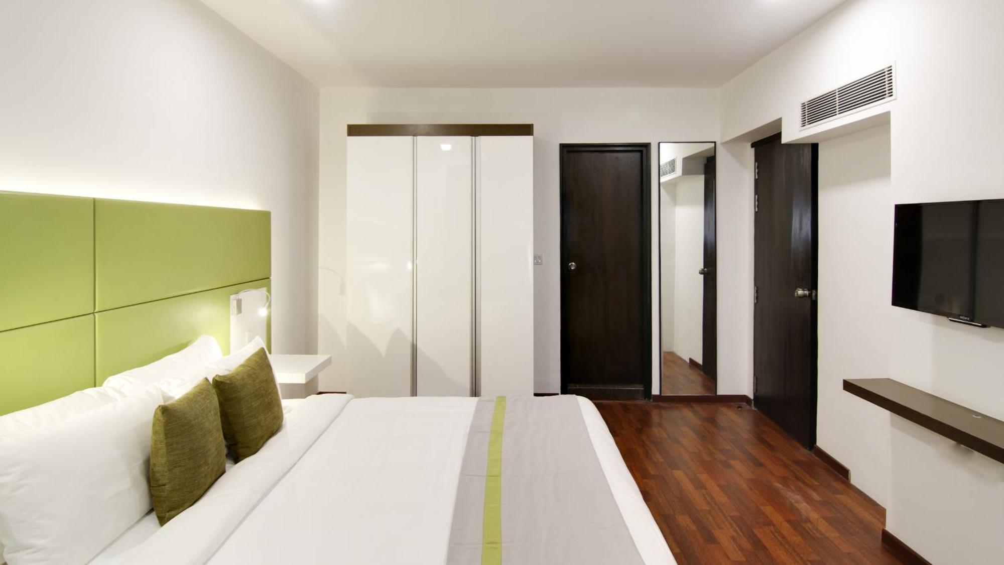 Lemon Tree Hotel, Banjara Hills, Hyderabad Ngoại thất bức ảnh