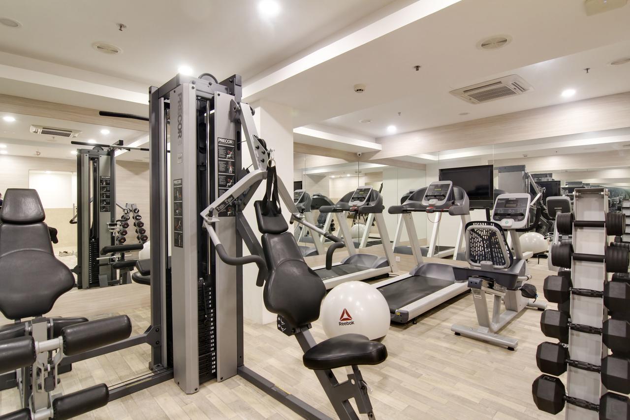 Lemon Tree Hotel, Banjara Hills, Hyderabad Ngoại thất bức ảnh