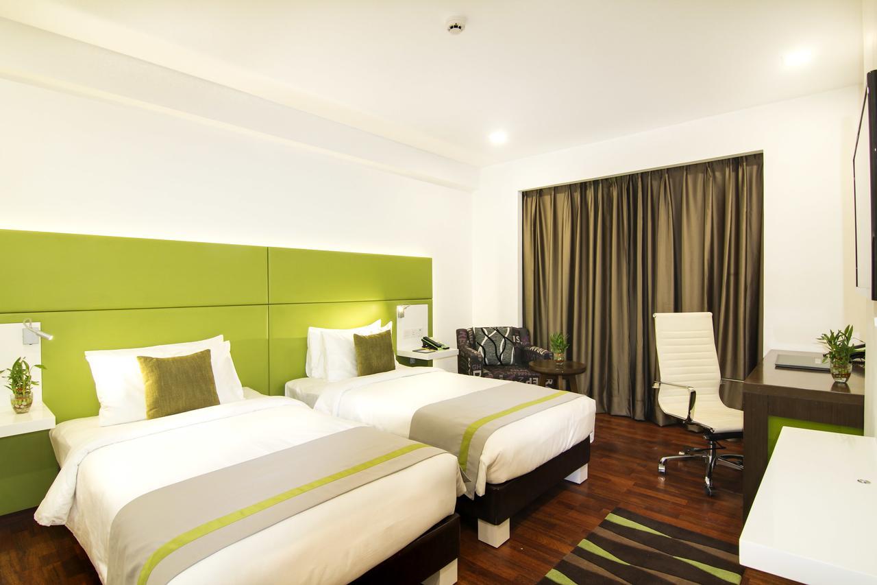 Lemon Tree Hotel, Banjara Hills, Hyderabad Ngoại thất bức ảnh